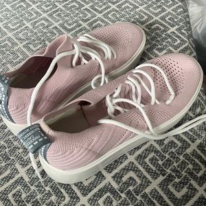 Steve Madden Platform Sneaker - Size 8.5